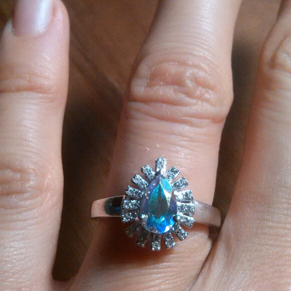 Mercury Mystic Topaz and White Zircon Sterling Silver Snowflake Ring (Size 7) - Picture 13 of 16